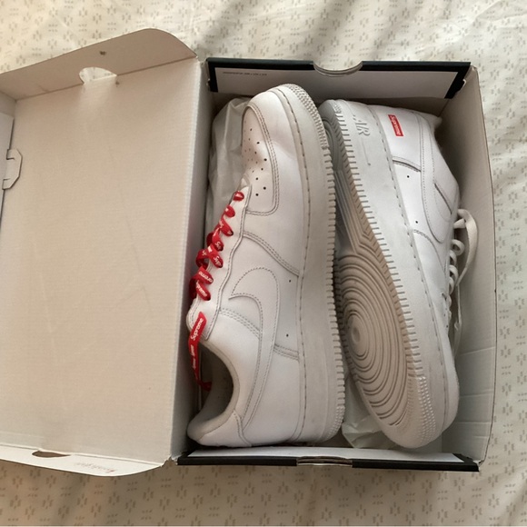 EUC Men’s Nike Air Force 1 Low SP, size 11 - Picture 1 of 7